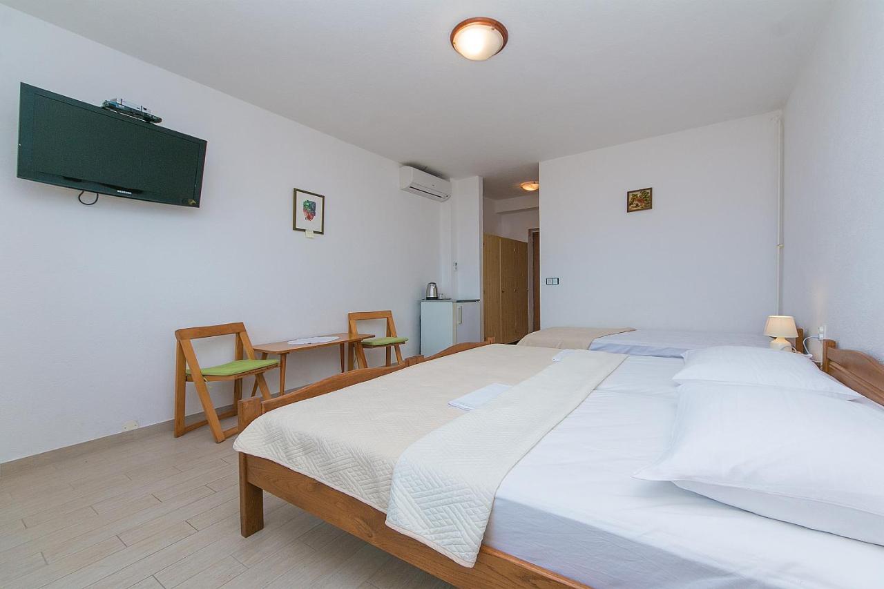 Triple Room Brela 2752A Zewnętrze zdjęcie